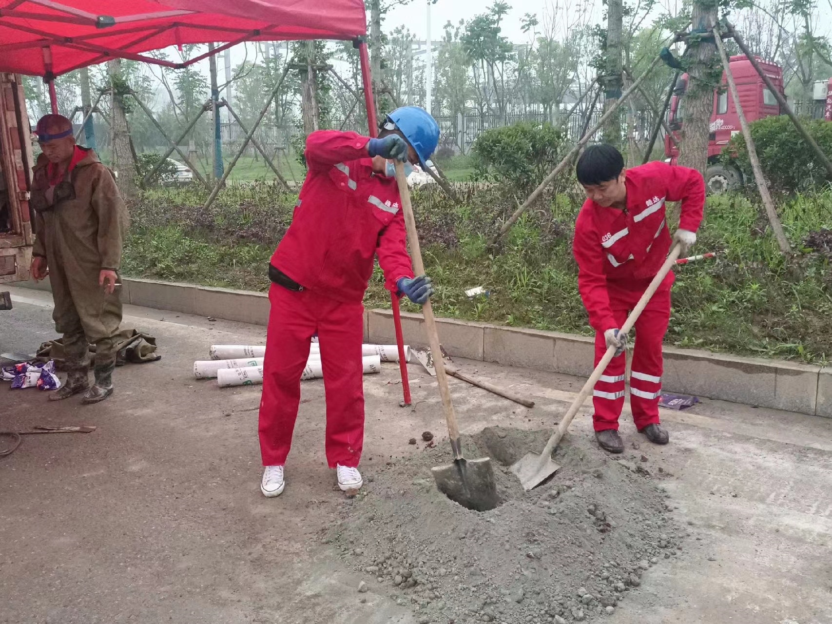 青河管道疏通哪家好】及时进行市政管道清淤