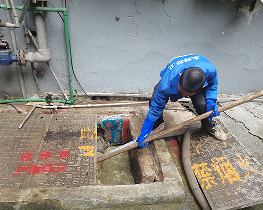 青河清掏化粪池