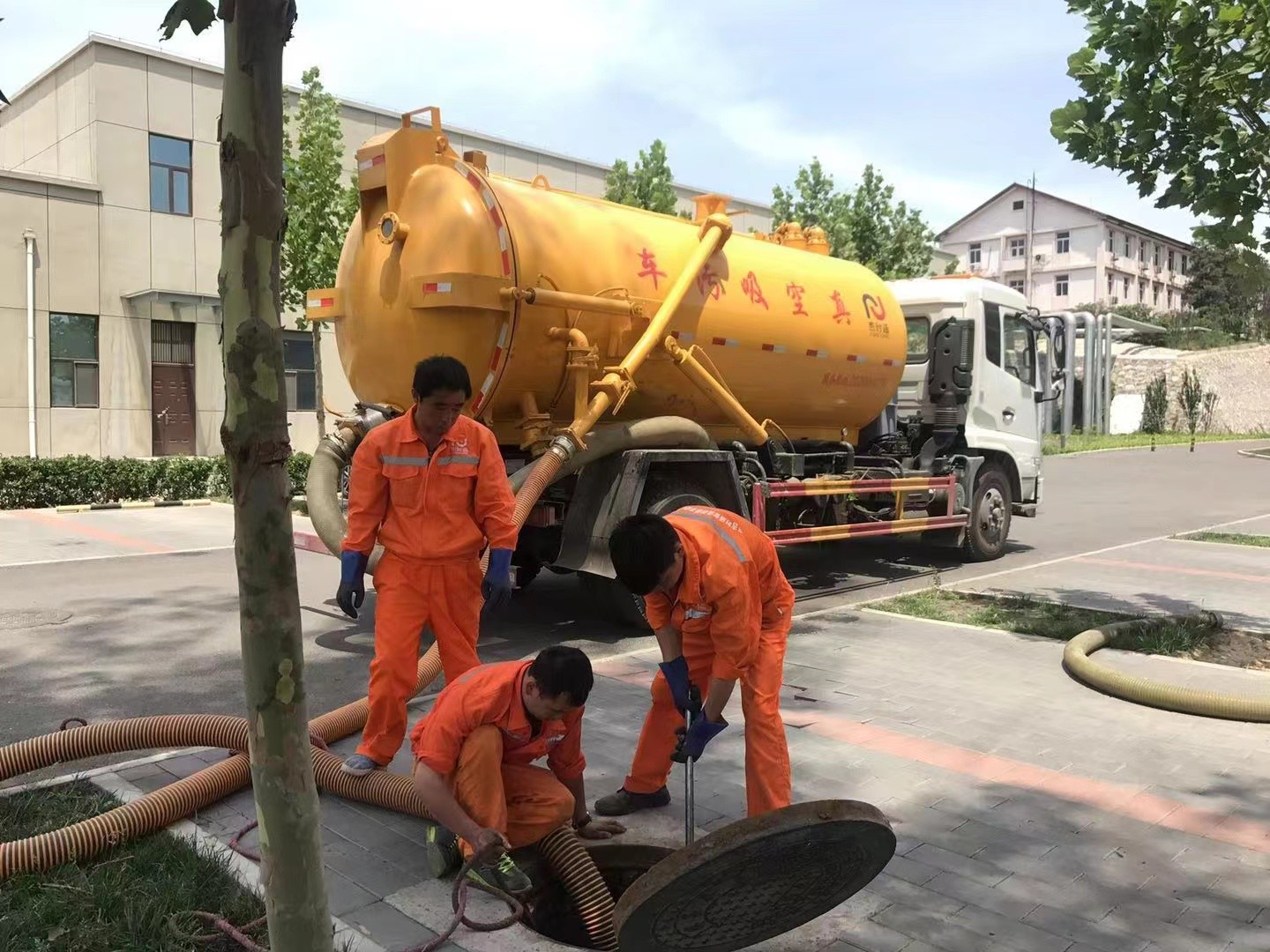 青河化粪池清理与5-8吨吸粪车施工效率分析